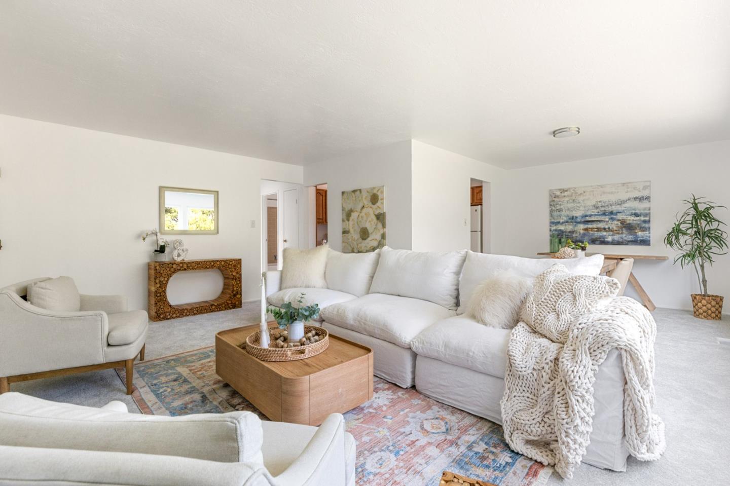 Detail Gallery Image 3 of 28 For 483 Andover Dr, Pacifica,  CA 94044 - 3 Beds | 3 Baths