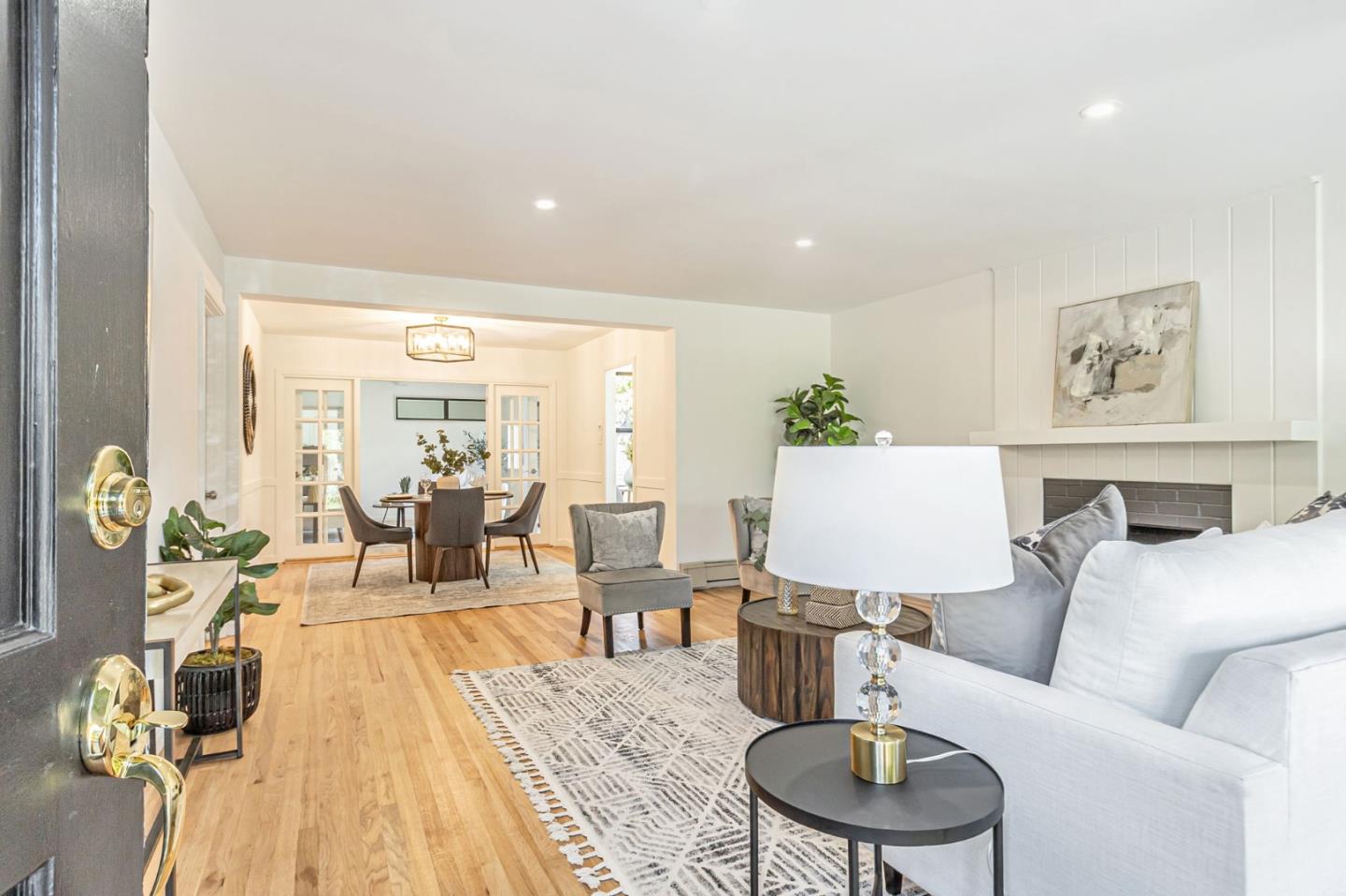 Detail Gallery Image 11 of 59 For 928 Peggy Ln, Menlo Park,  CA 94025 - 4 Beds | 2 Baths