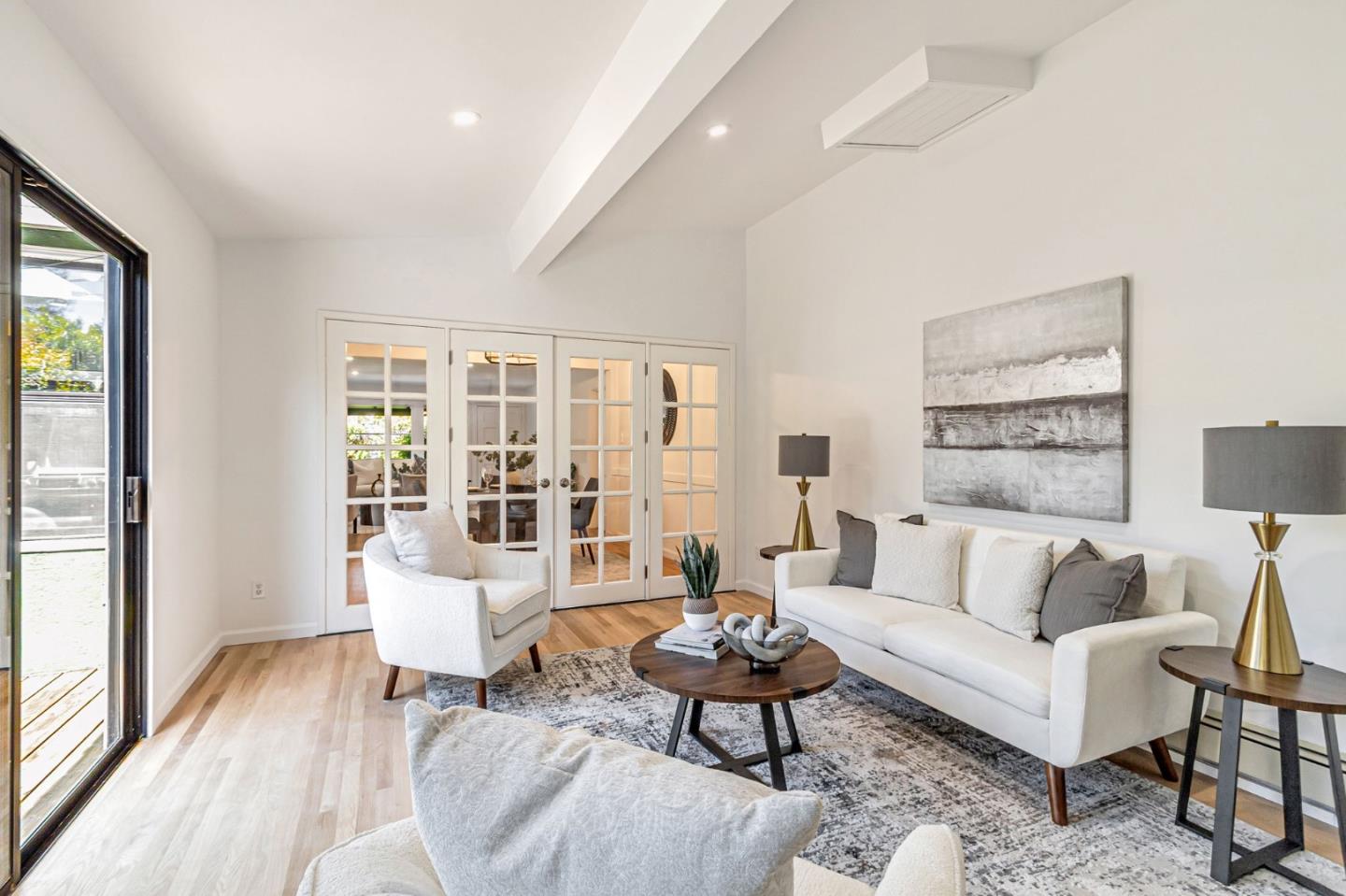 Detail Gallery Image 20 of 59 For 928 Peggy Ln, Menlo Park,  CA 94025 - 4 Beds | 2 Baths