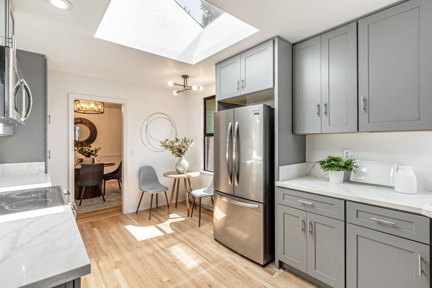 Detail Gallery Image 27 of 59 For 928 Peggy Ln, Menlo Park,  CA 94025 - 4 Beds | 2 Baths