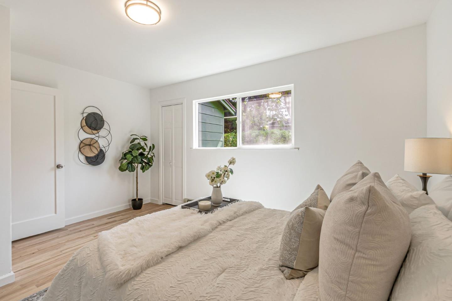 Detail Gallery Image 37 of 59 For 928 Peggy Ln, Menlo Park,  CA 94025 - 4 Beds | 2 Baths