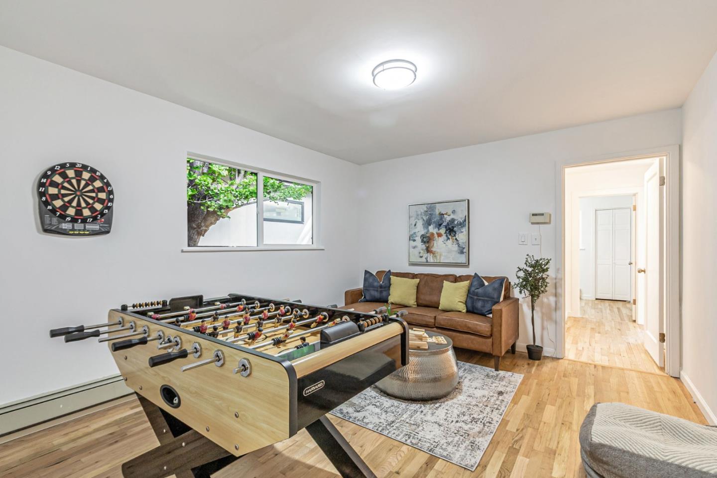 Detail Gallery Image 40 of 59 For 928 Peggy Ln, Menlo Park,  CA 94025 - 4 Beds | 2 Baths
