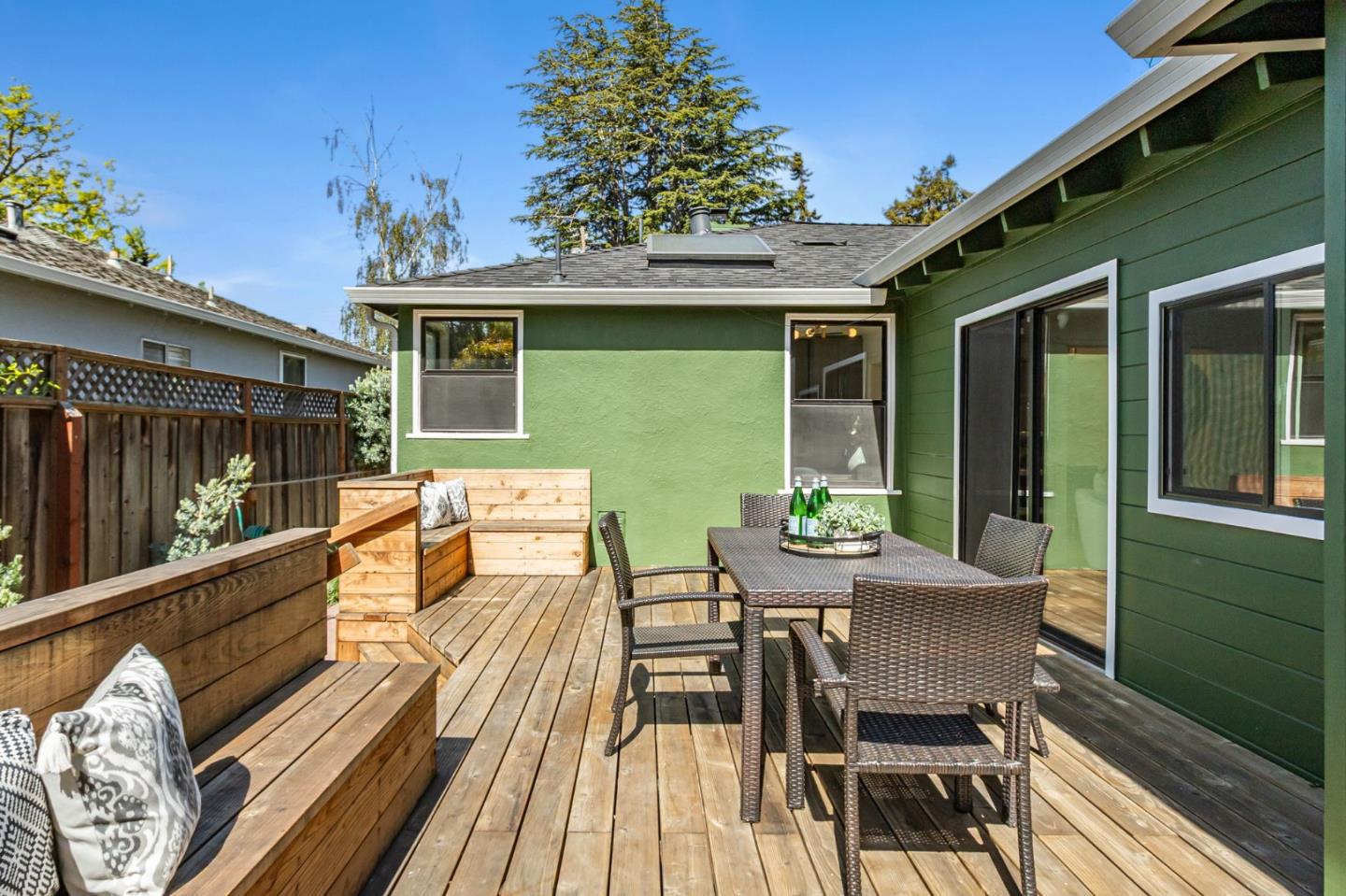 Detail Gallery Image 50 of 59 For 928 Peggy Ln, Menlo Park,  CA 94025 - 4 Beds | 2 Baths
