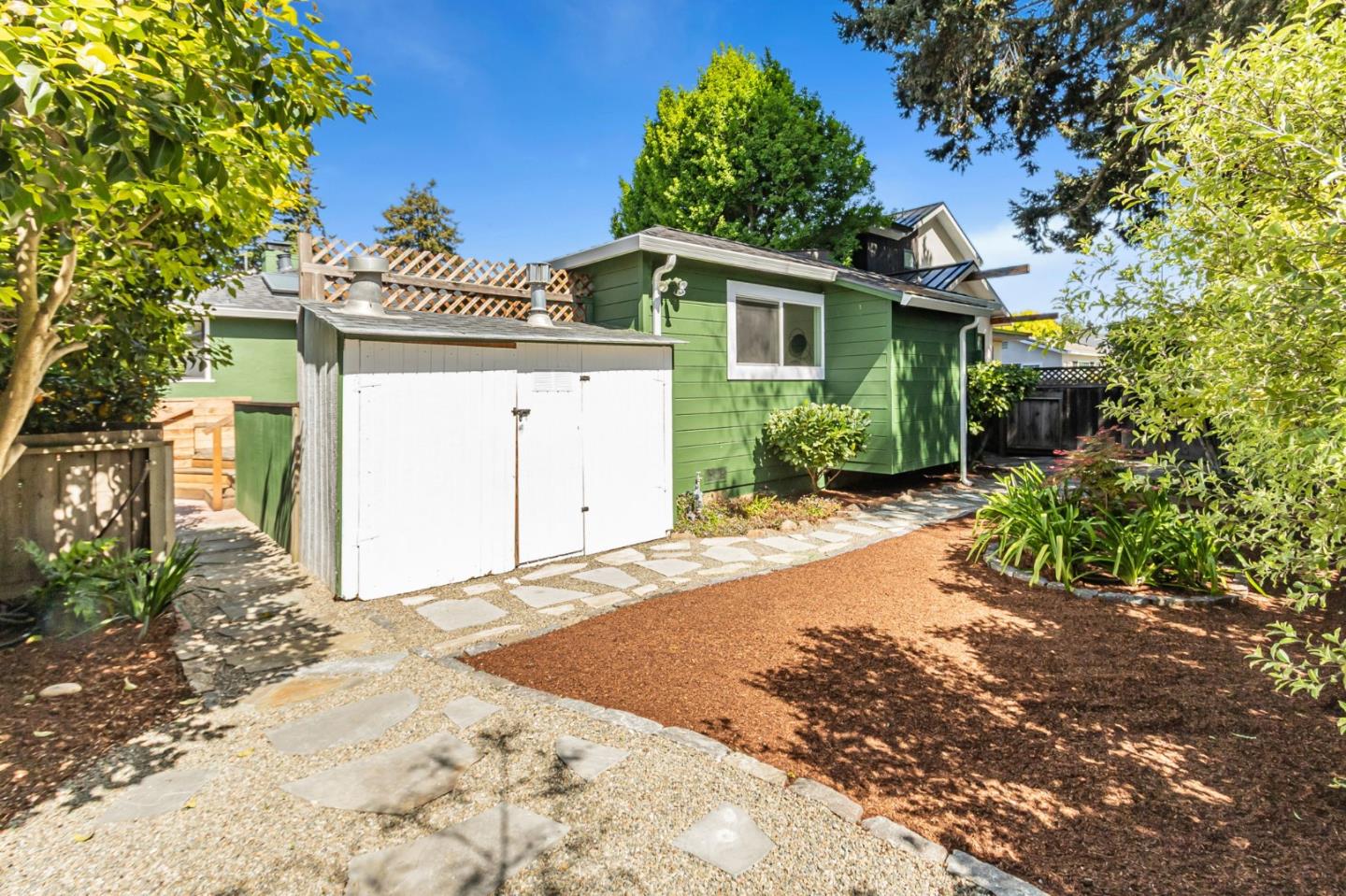 Detail Gallery Image 55 of 59 For 928 Peggy Ln, Menlo Park,  CA 94025 - 4 Beds | 2 Baths