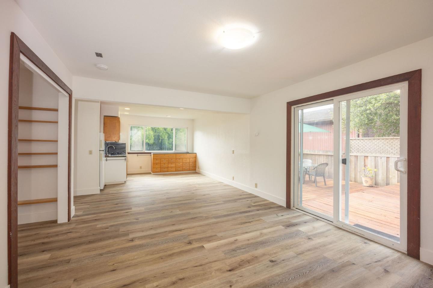 Detail Gallery Image 20 of 42 For 1161 Tamarind St, Montara,  CA 94037 - 4 Beds | 3 Baths