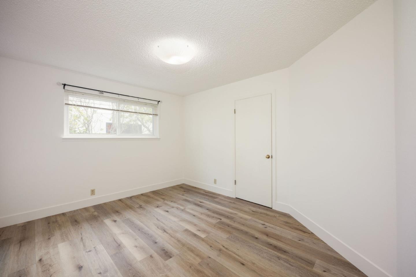 Detail Gallery Image 34 of 42 For 1161 Tamarind St, Montara,  CA 94037 - 4 Beds | 3 Baths