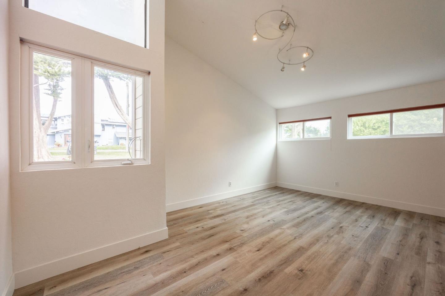 Detail Gallery Image 38 of 42 For 1161 Tamarind St, Montara,  CA 94037 - 4 Beds | 3 Baths