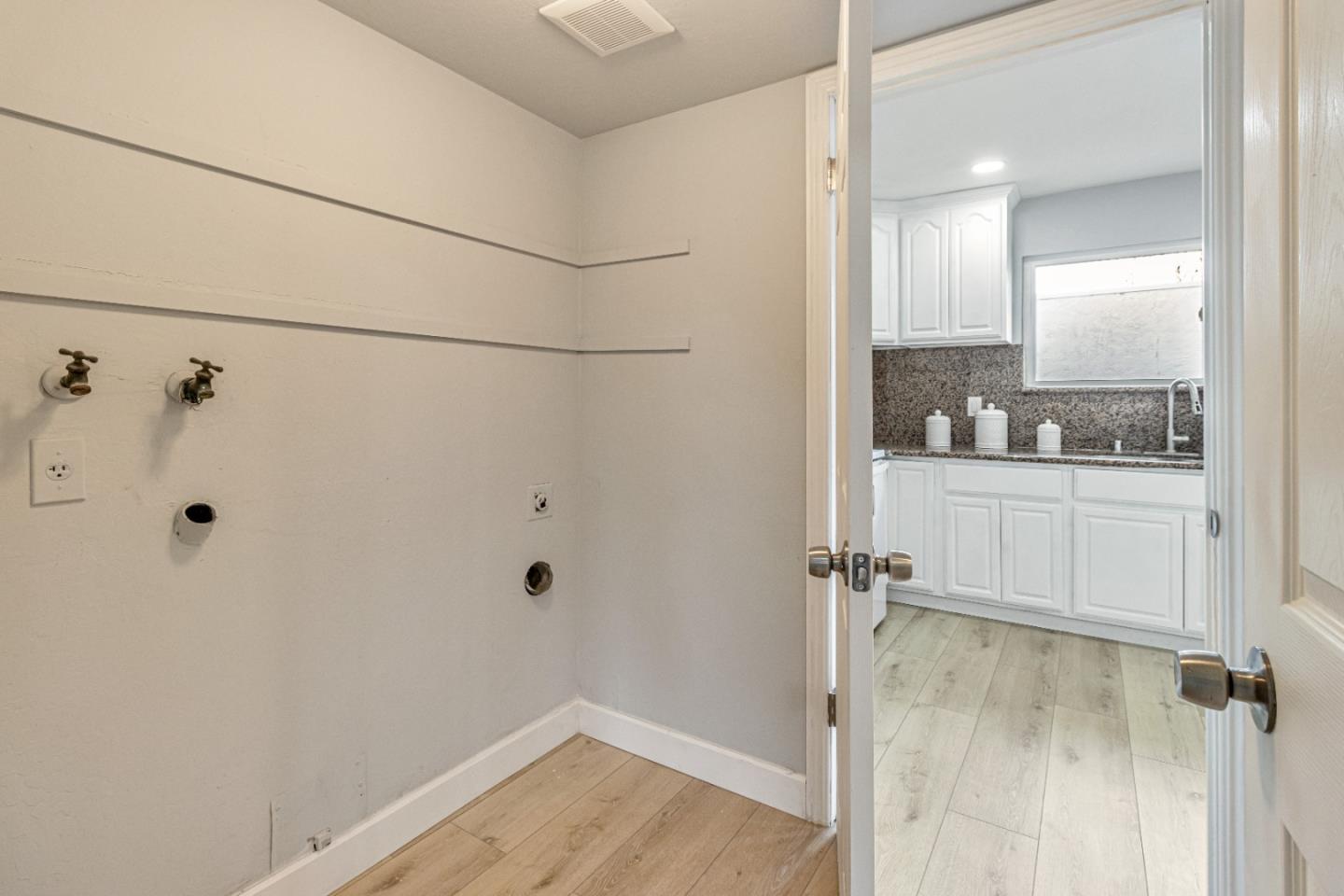Detail Gallery Image 25 of 32 For 3293 Column Ct, San Jose,  CA 95111 - 3 Beds | 2 Baths