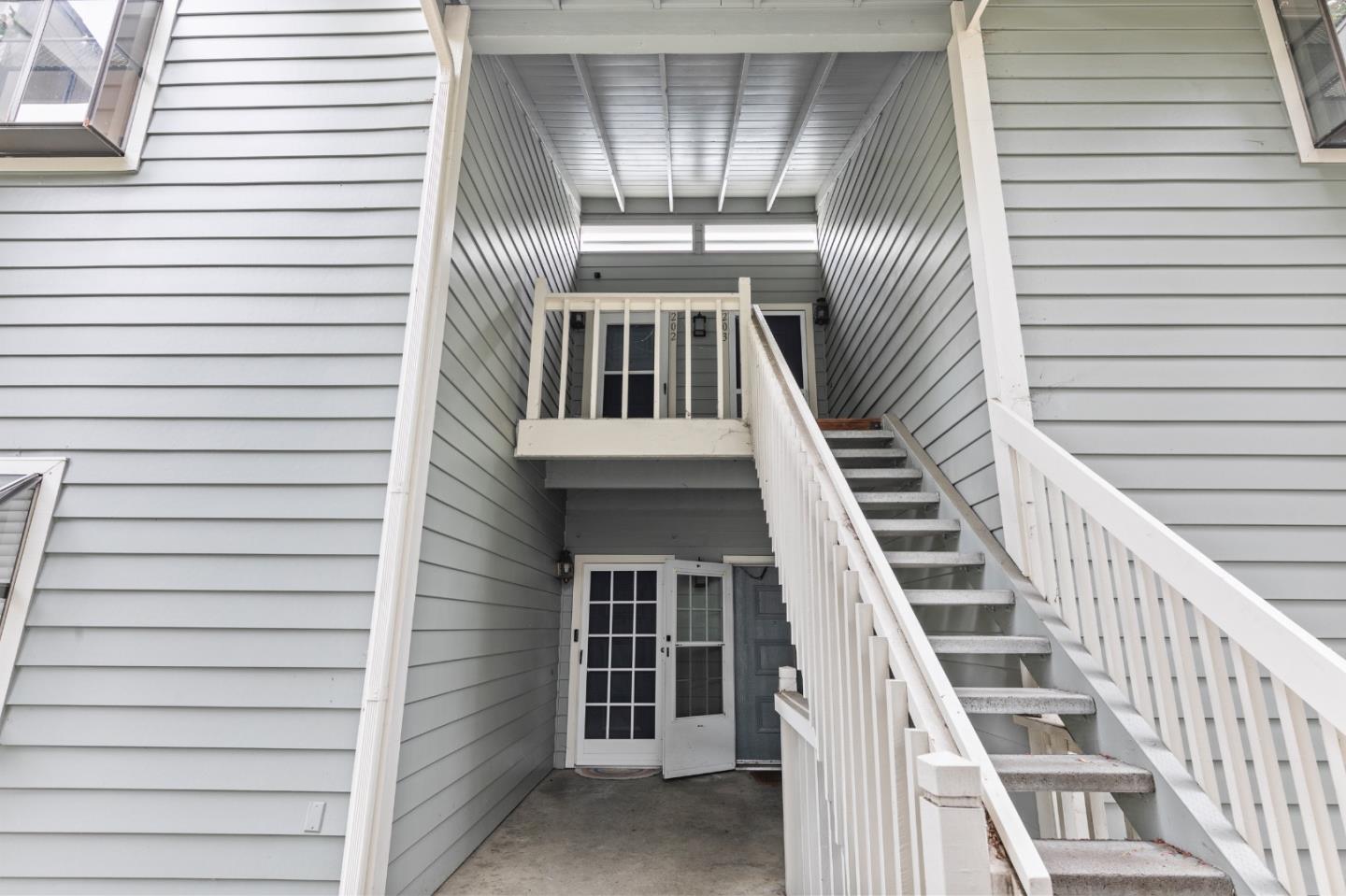 Detail Gallery Image 18 of 20 For 37000 Meadowbrook Cmn #202,  Fremont,  CA 94536 - 2 Beds | 2 Baths