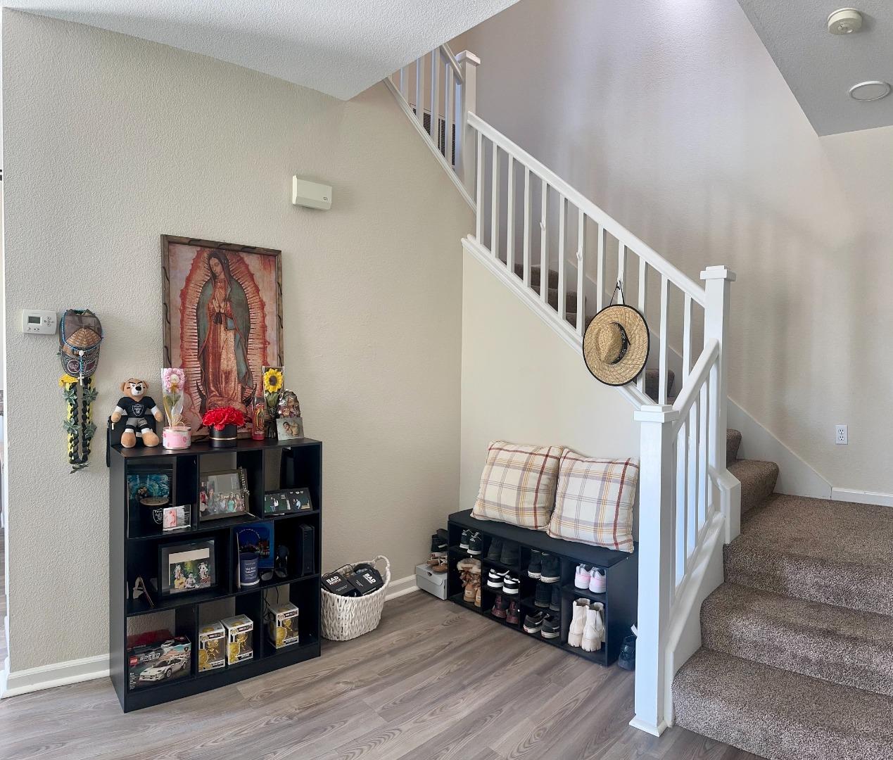 Detail Gallery Image 4 of 27 For 241 Pacifica Blvd #202,  Watsonville,  CA 95076 - 2 Beds | 1/1 Baths