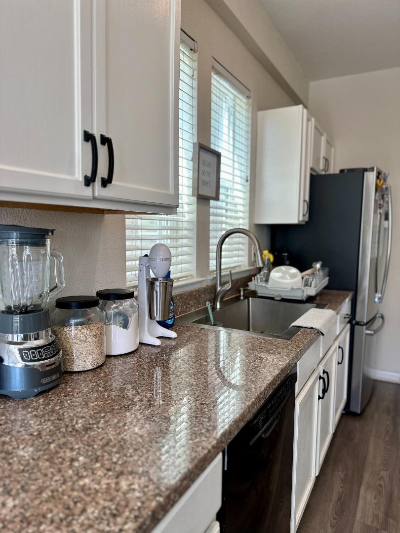Detail Gallery Image 9 of 27 For 241 Pacifica Blvd #202,  Watsonville,  CA 95076 - 2 Beds | 1/1 Baths