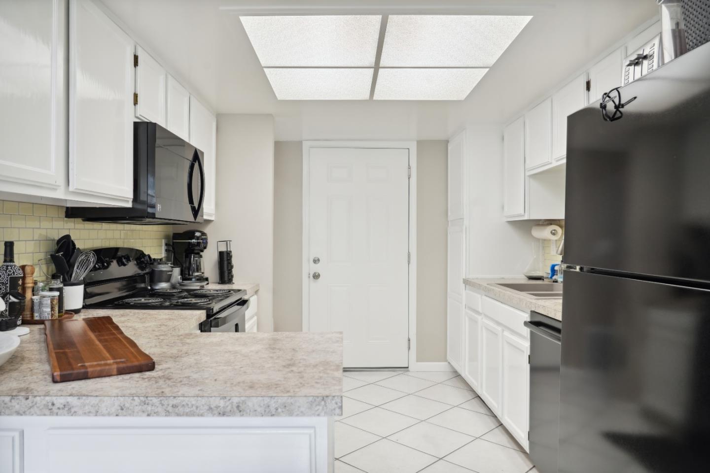 Detail Gallery Image 10 of 30 For 169 Terry Loop, Watsonville,  CA 95076 - 2 Beds | 2/1 Baths