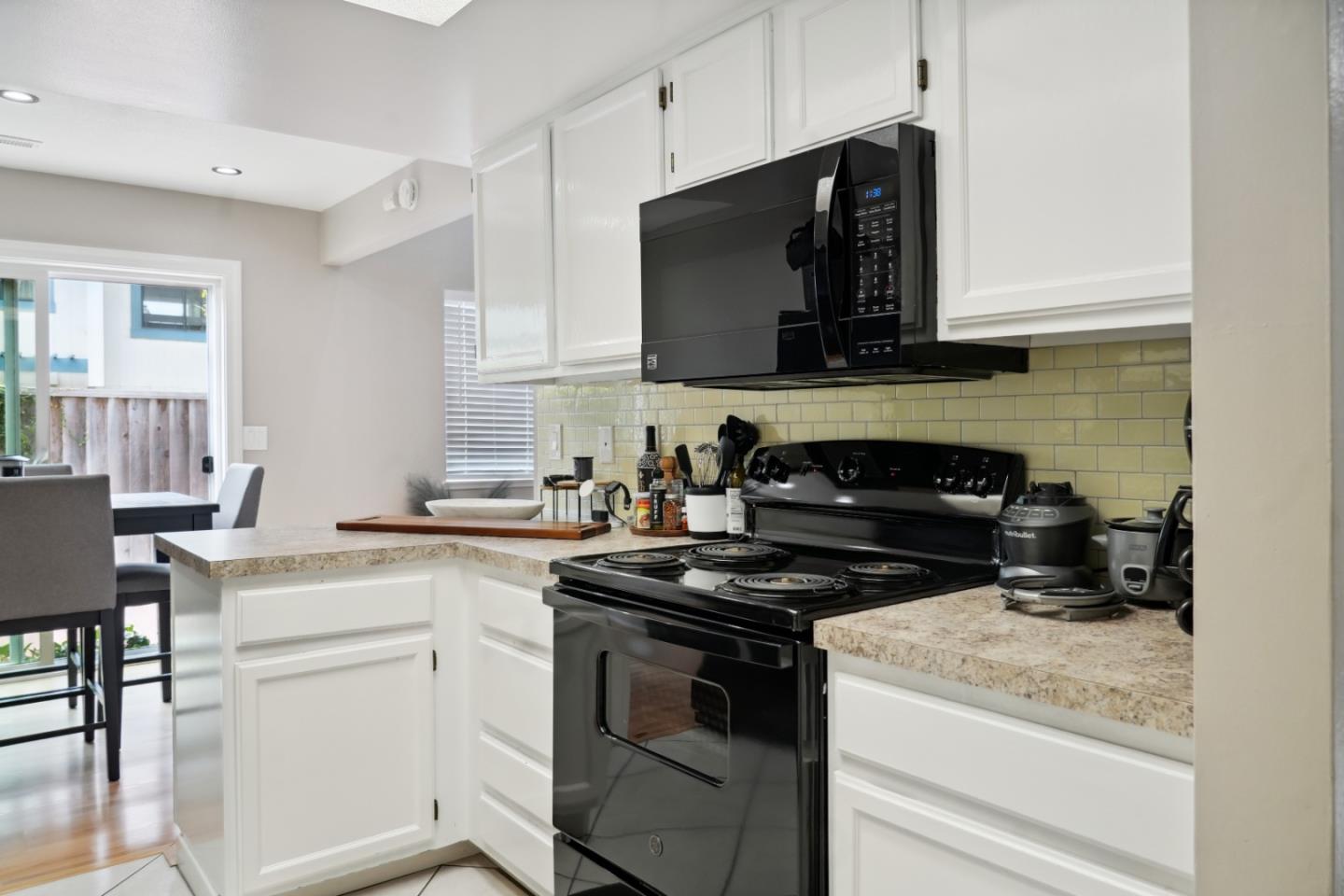 Detail Gallery Image 14 of 30 For 169 Terry Loop, Watsonville,  CA 95076 - 2 Beds | 2/1 Baths