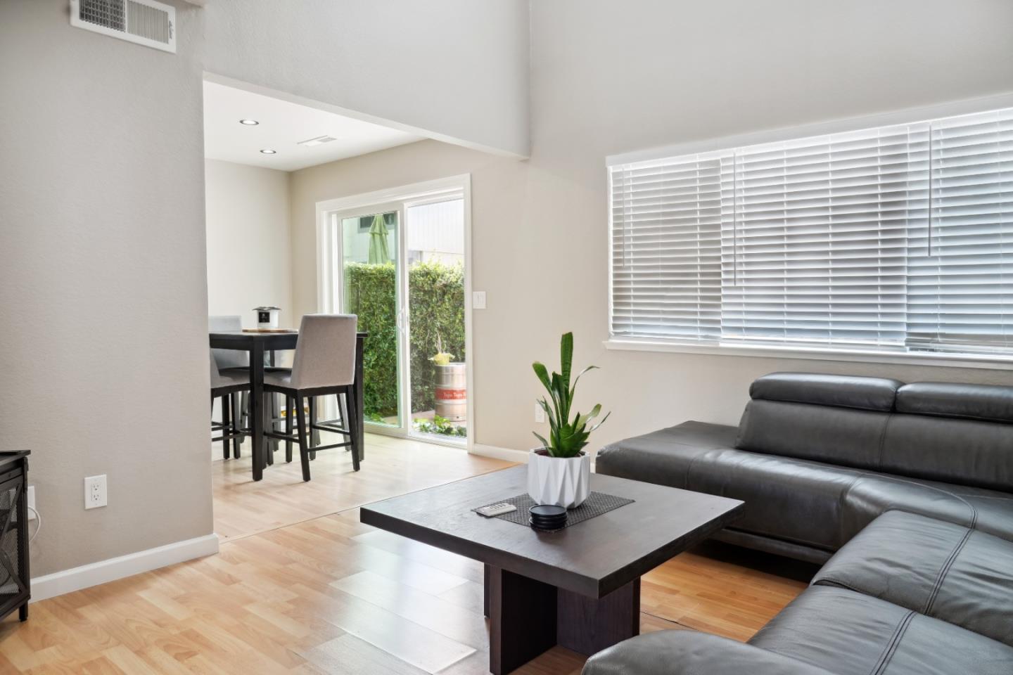 Detail Gallery Image 7 of 30 For 169 Terry Loop, Watsonville,  CA 95076 - 2 Beds | 2/1 Baths