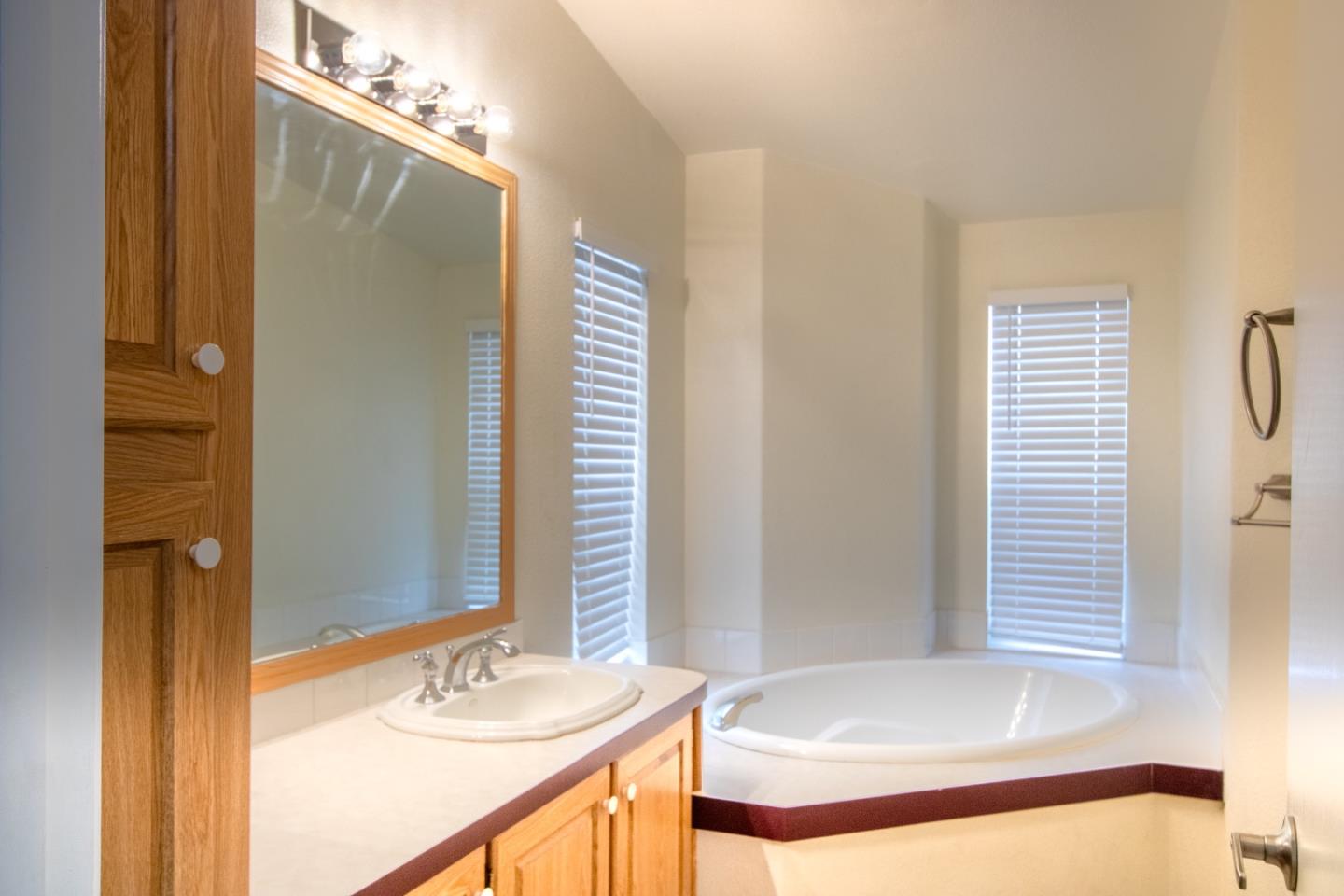 Detail Gallery Image 11 of 20 For 13352 Brisa Del Mar #293,  Castroville,  CA 95012 - 3 Beds | 2 Baths