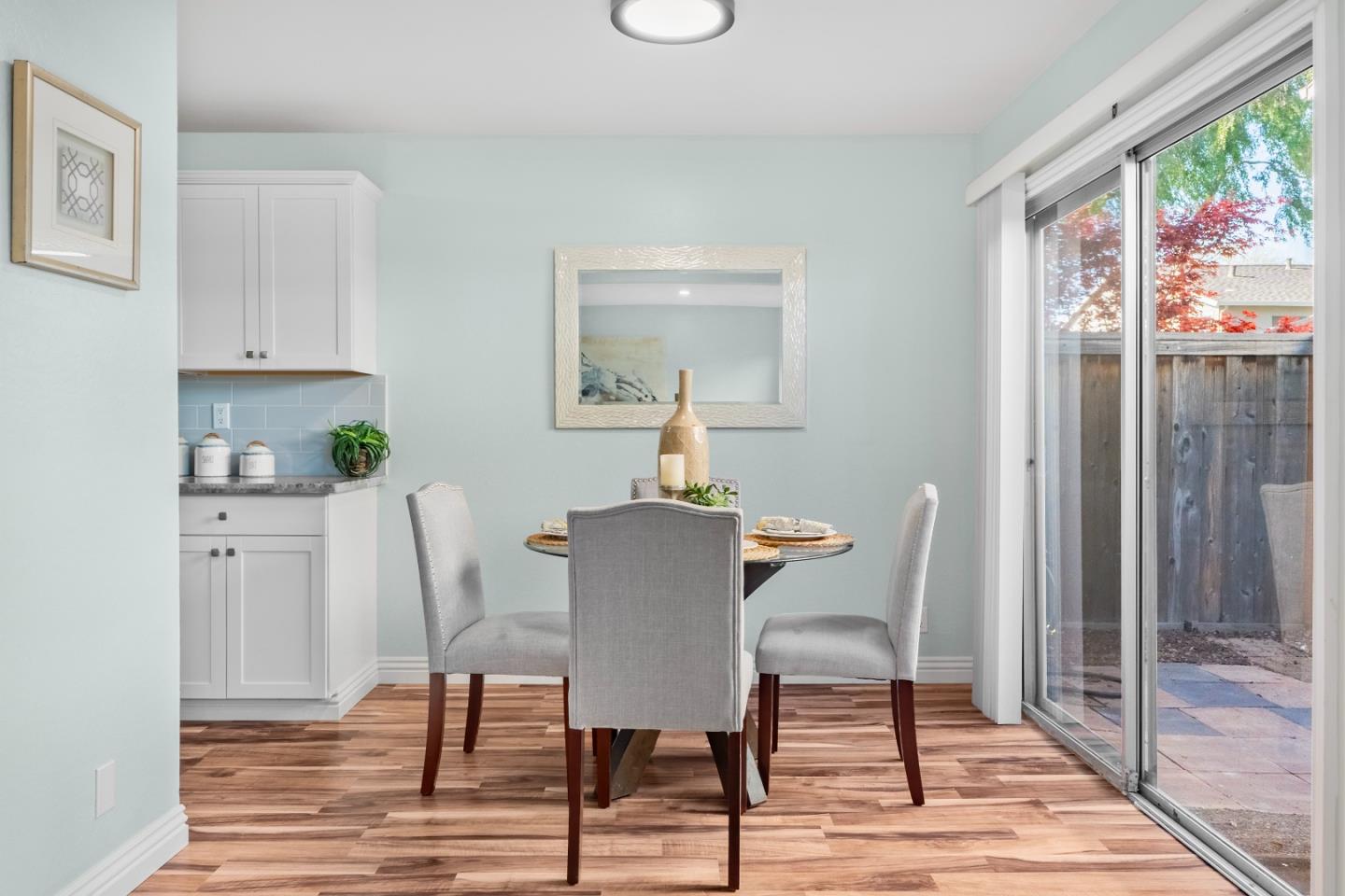 Detail Gallery Image 8 of 30 For 157 Ethyl Ct #3,  Milpitas,  CA 95035 - 2 Beds | 1 Baths