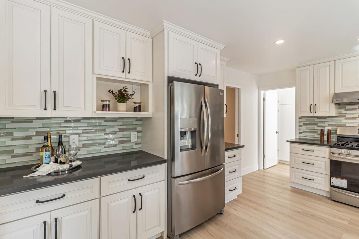 Detail Gallery Image 18 of 54 For 3593 Fernwood St, San Mateo,  CA 94403 - 3 Beds | 2 Baths