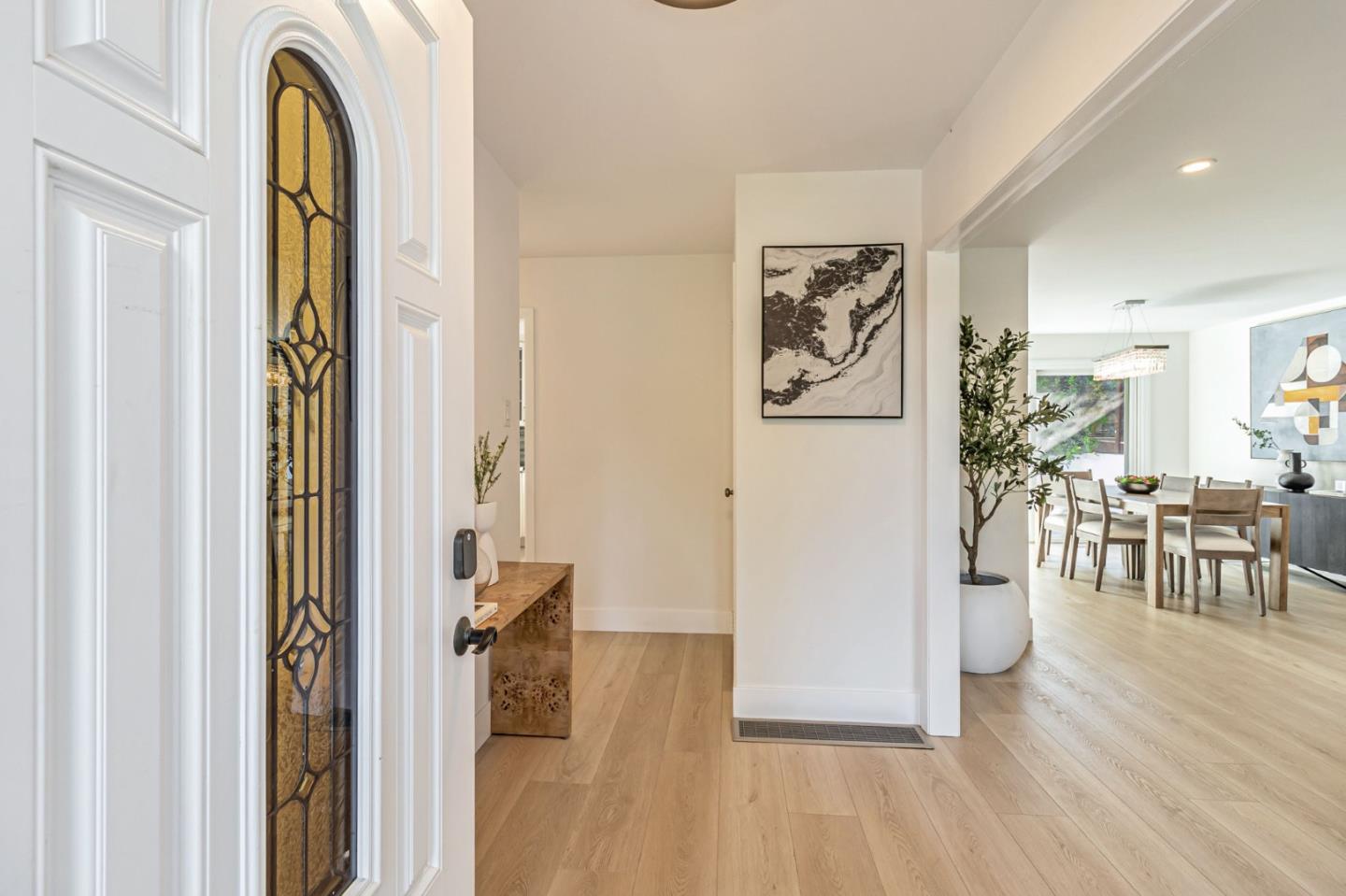 Detail Gallery Image 5 of 54 For 3593 Fernwood St, San Mateo,  CA 94403 - 3 Beds | 2 Baths