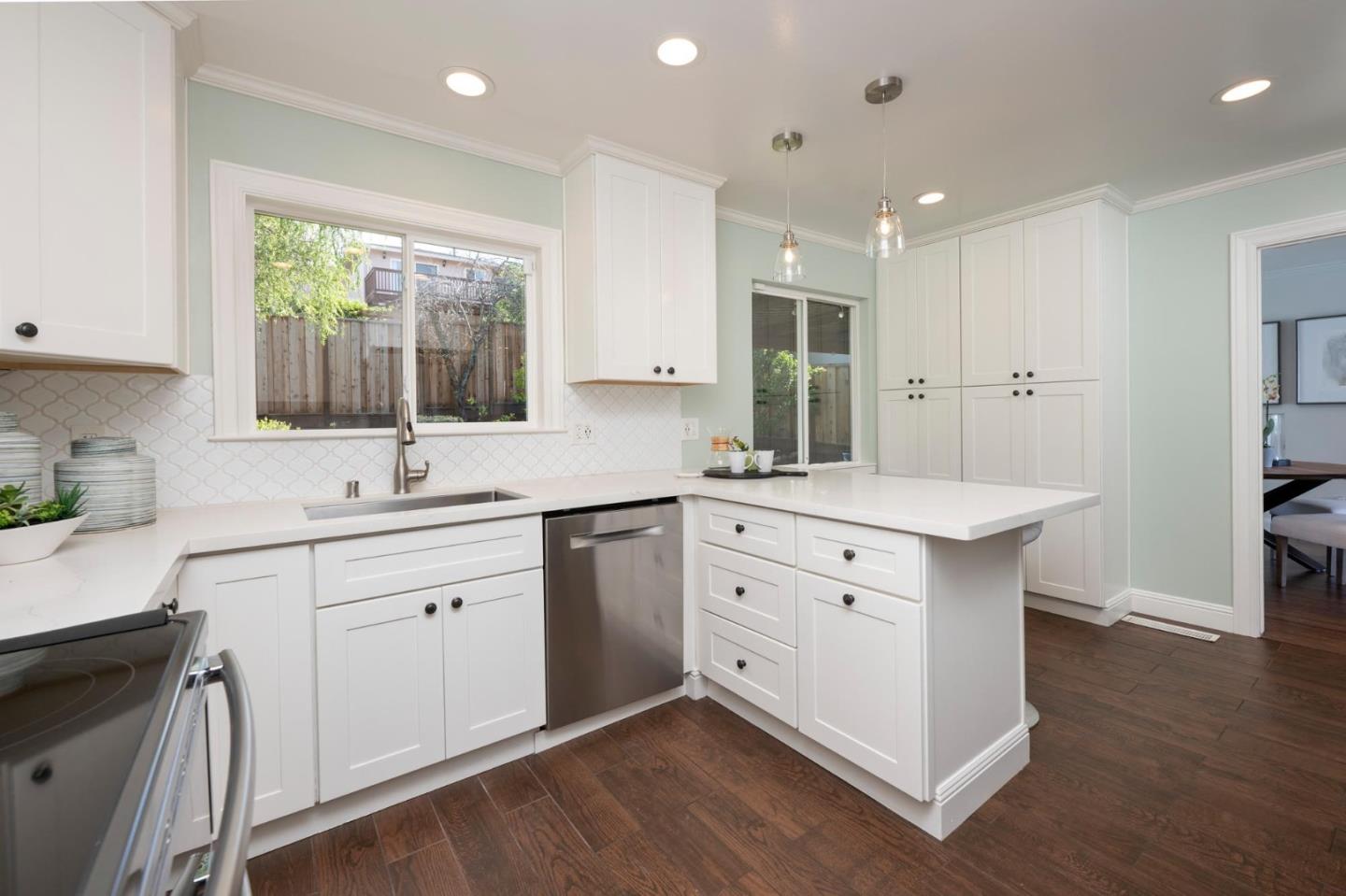 Detail Gallery Image 12 of 35 For 3707 Naughton Ave, Belmont,  CA 94002 - 3 Beds | 2 Baths