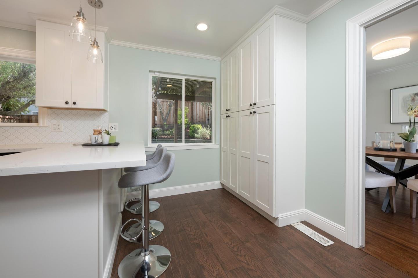 Detail Gallery Image 13 of 35 For 3707 Naughton Ave, Belmont,  CA 94002 - 3 Beds | 2 Baths