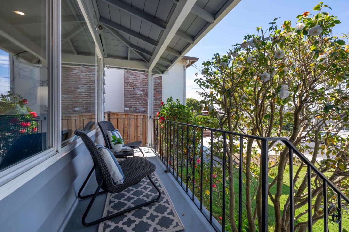 Detail Gallery Image 21 of 35 For 3707 Naughton Ave, Belmont,  CA 94002 - 3 Beds | 2 Baths
