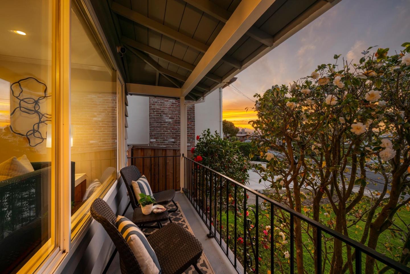 Detail Gallery Image 28 of 35 For 3707 Naughton Ave, Belmont,  CA 94002 - 3 Beds | 2 Baths
