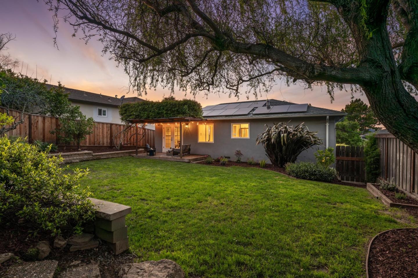 Detail Gallery Image 30 of 35 For 3707 Naughton Ave, Belmont,  CA 94002 - 3 Beds | 2 Baths