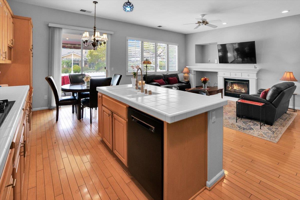 Detail Gallery Image 19 of 40 For 8873 Wine Valley Cir, San Jose,  CA 95135 - 3 Beds | 2 Baths