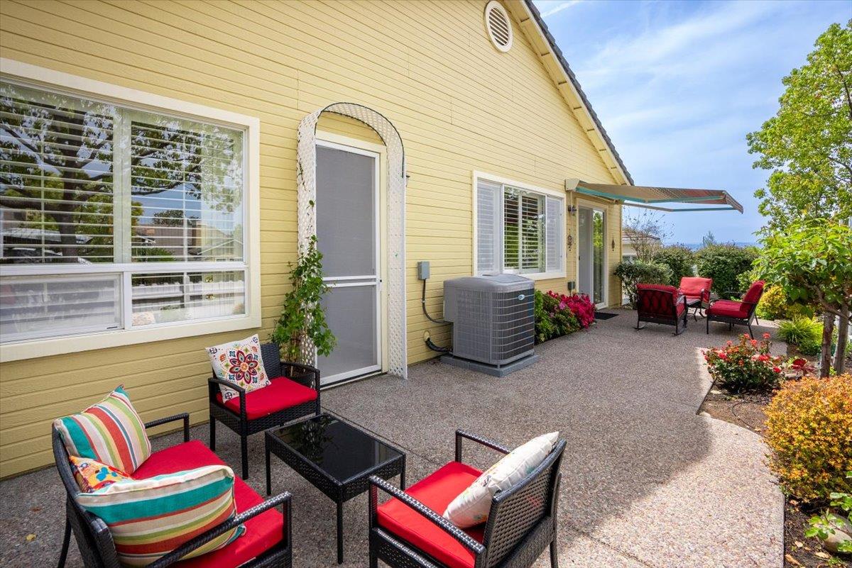 Detail Gallery Image 6 of 40 For 8873 Wine Valley Cir, San Jose,  CA 95135 - 3 Beds | 2 Baths