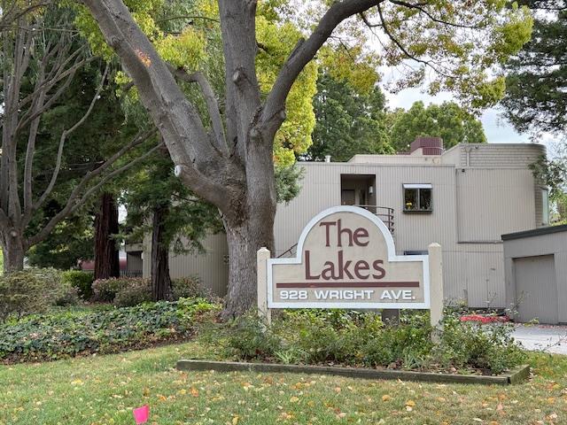 Detail Gallery Image 2 of 23 For 928 Wright Ave #302,  Mountain View,  CA 94043 - 3 Beds | 2 Baths