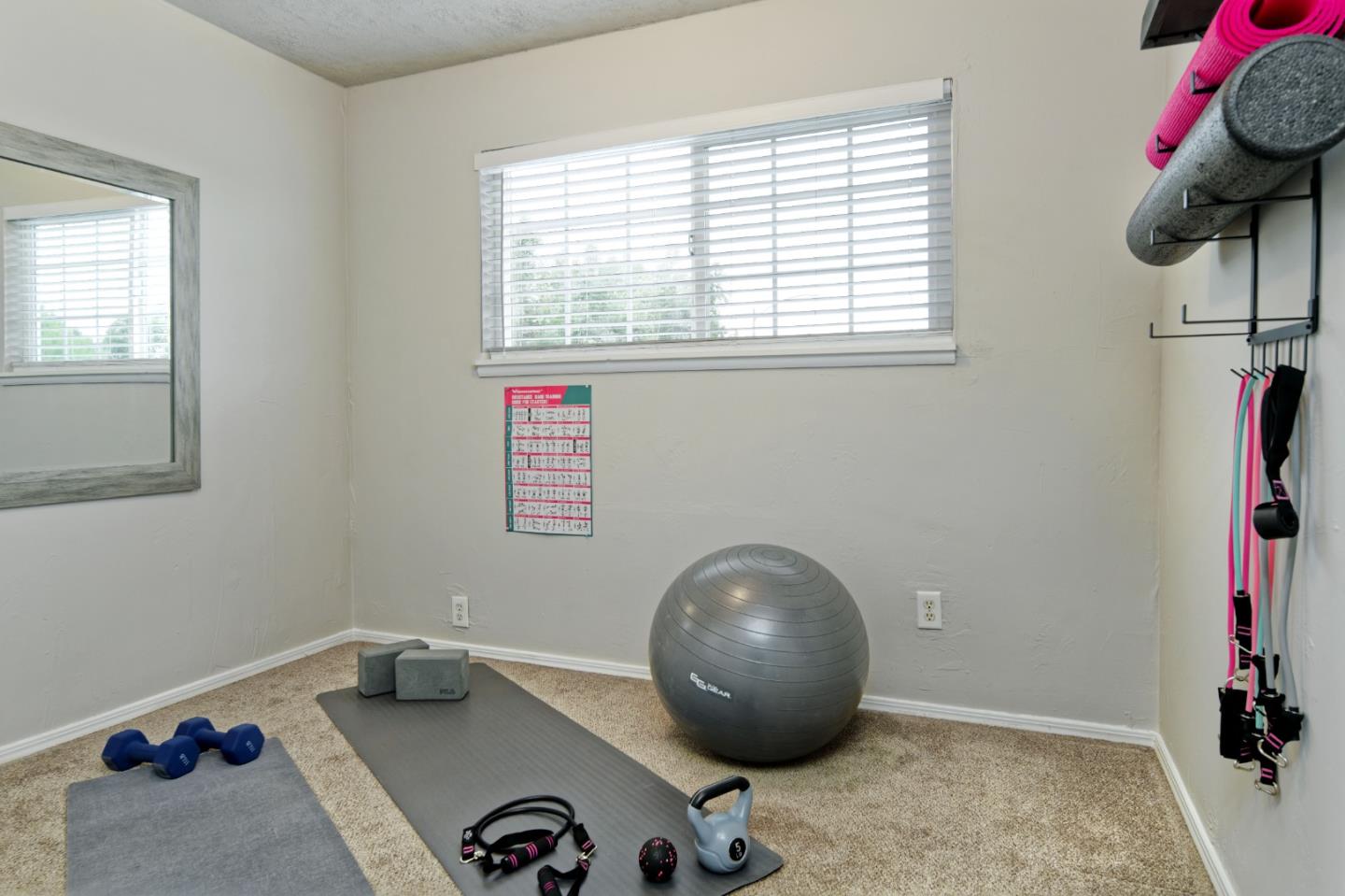 Detail Gallery Image 31 of 39 For 523 Bluefield Ct, San Jose,  CA 95136 - 6 Beds | 2 Baths