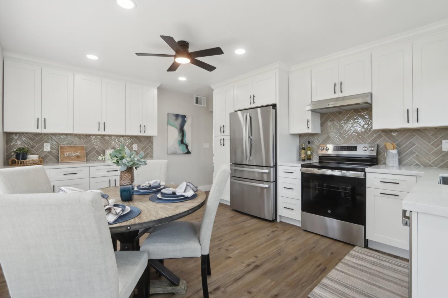 Detail Gallery Image 7 of 37 For 1272 Donohue Dr, San Jose,  CA 95131 - 4 Beds | 2 Baths