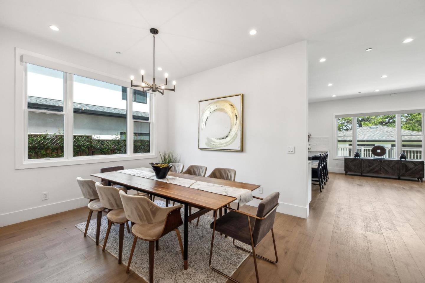 Detail Gallery Image 8 of 25 For 950 Lucky Ave, Menlo Park,  CA 94025 - 5 Beds | 4/1 Baths