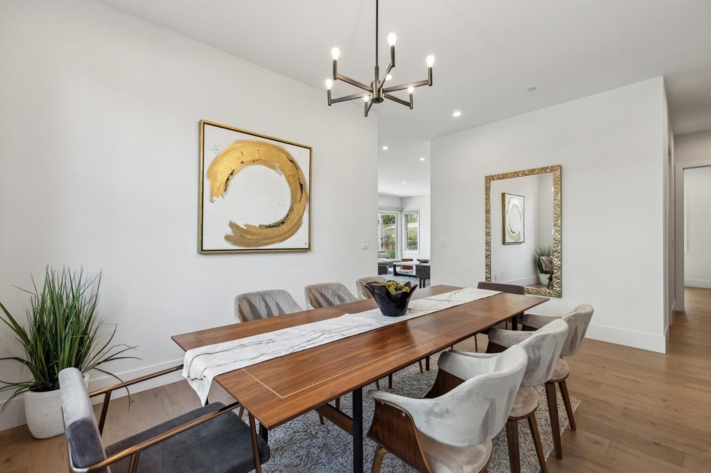 Detail Gallery Image 9 of 25 For 950 Lucky Ave, Menlo Park,  CA 94025 - 5 Beds | 4/1 Baths
