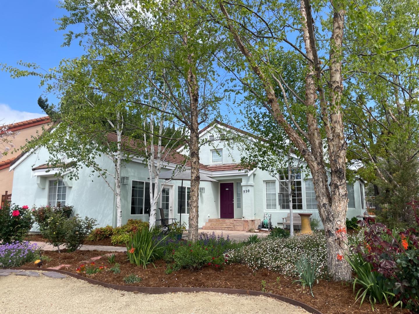 Detail Gallery Image 1 of 31 For 530 Chardonnay Way, Hollister,  CA 95023 - 3 Beds | 2 Baths