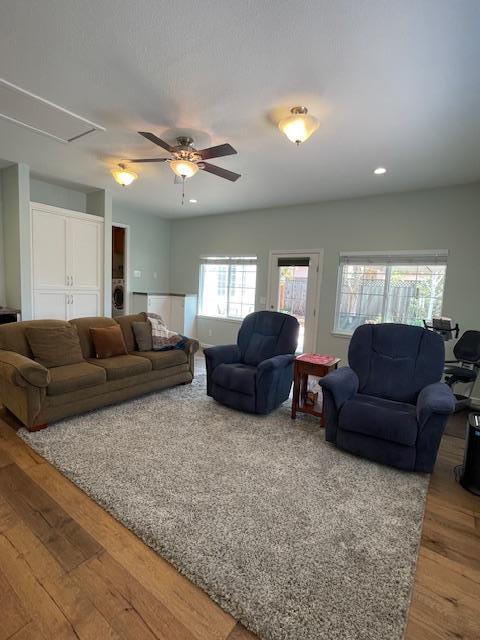 Detail Gallery Image 12 of 31 For 530 Chardonnay Way, Hollister,  CA 95023 - 3 Beds | 2 Baths