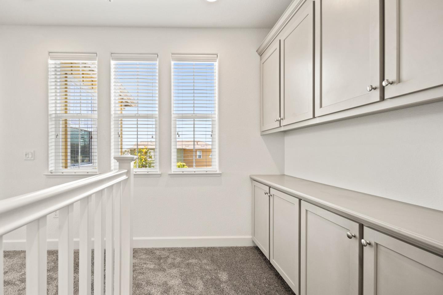 Detail Gallery Image 15 of 41 For 2602 Bluewater Ct, Marina,  CA 93933 - 3 Beds | 2/1 Baths