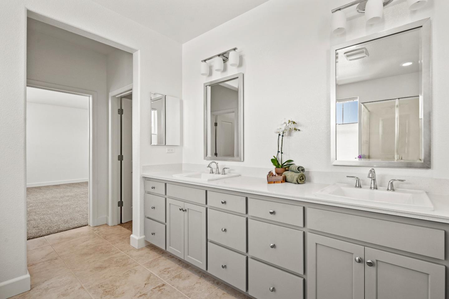 Detail Gallery Image 21 of 41 For 2602 Bluewater Ct, Marina,  CA 93933 - 3 Beds | 2/1 Baths