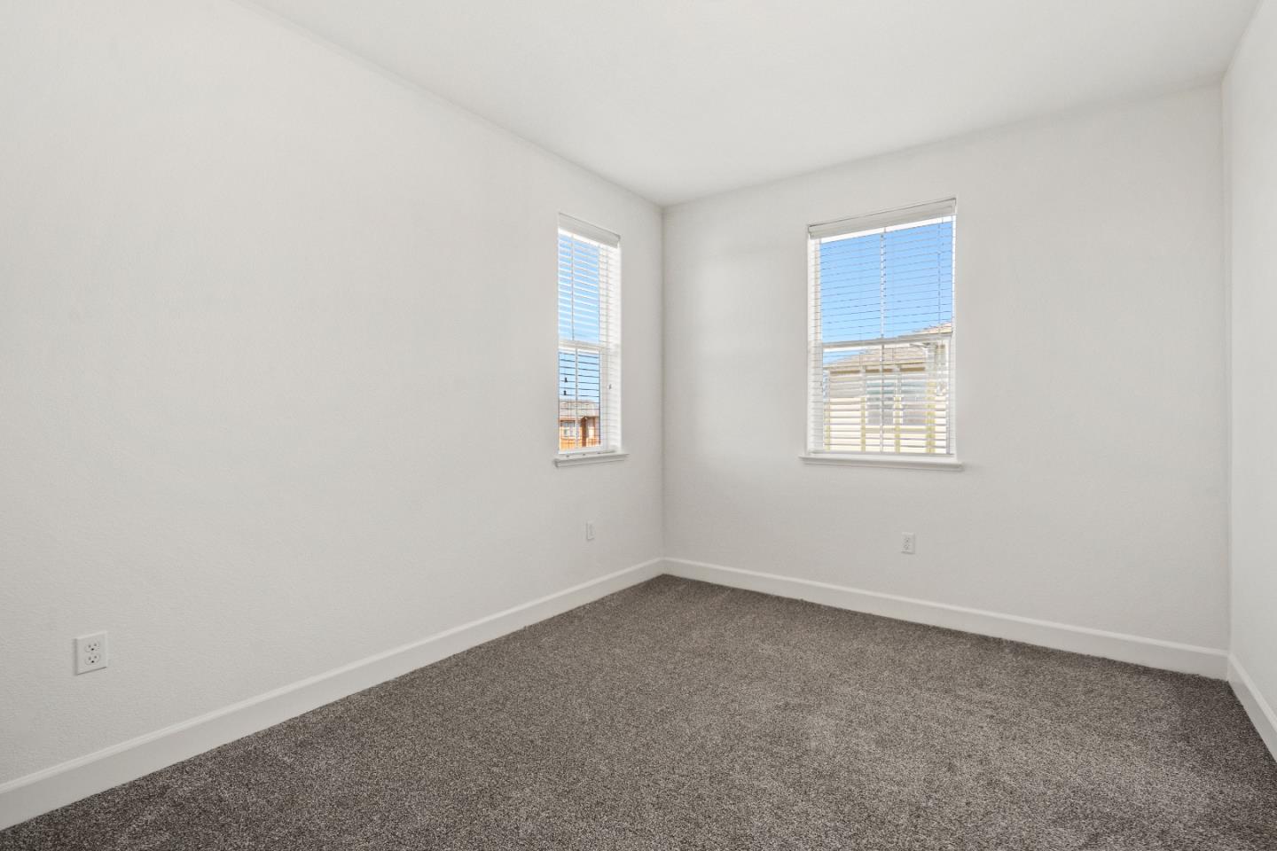 Detail Gallery Image 25 of 41 For 2602 Bluewater Ct, Marina,  CA 93933 - 3 Beds | 2/1 Baths