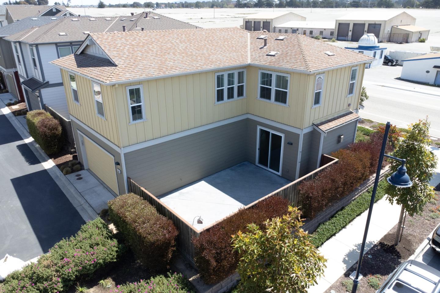 Detail Gallery Image 34 of 41 For 2602 Bluewater Ct, Marina,  CA 93933 - 3 Beds | 2/1 Baths