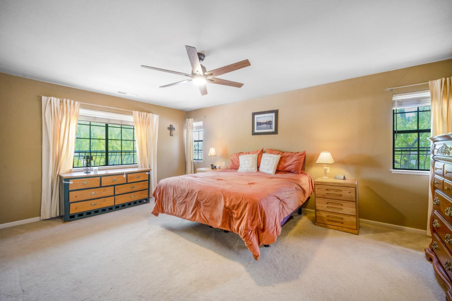 Detail Gallery Image 24 of 35 For 15623 La Tierra Dr, Morgan Hill,  CA 95037 - 4 Beds | 3 Baths