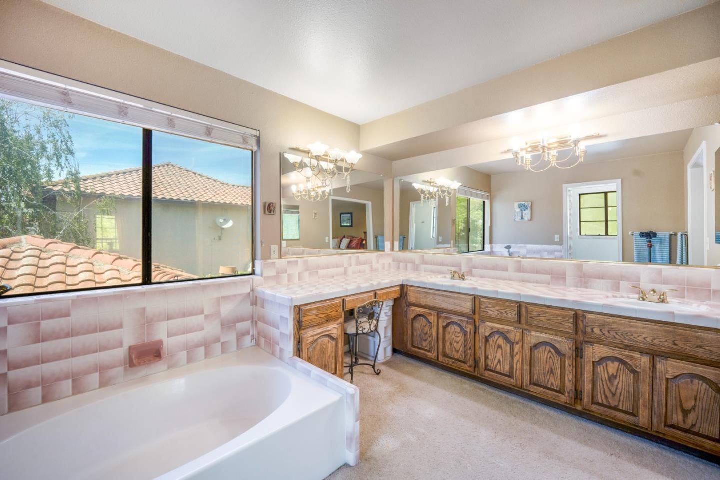 Detail Gallery Image 27 of 35 For 15623 La Tierra Dr, Morgan Hill,  CA 95037 - 4 Beds | 3 Baths