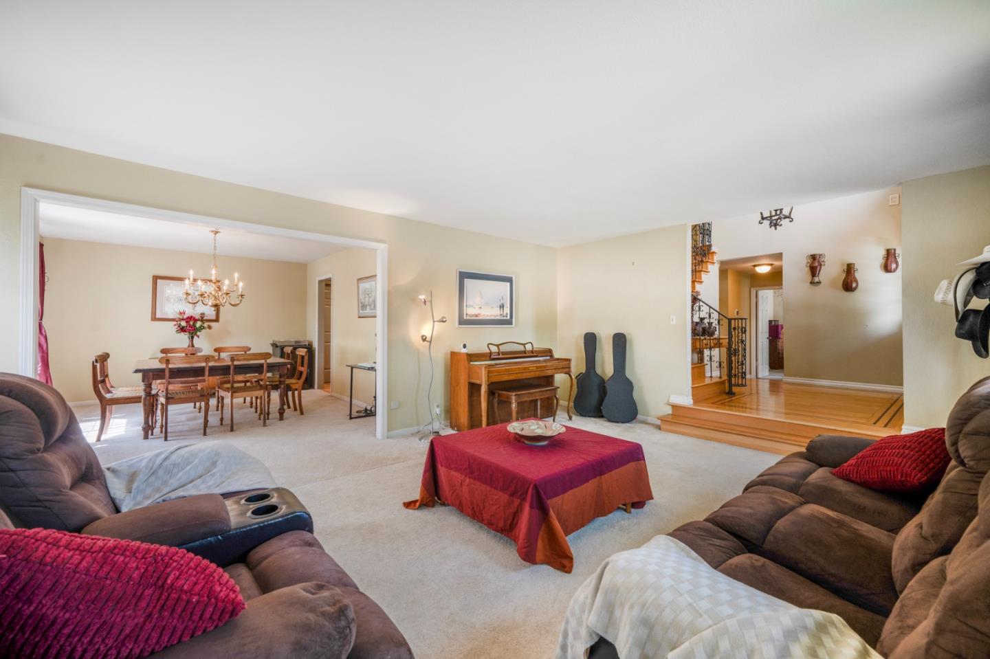 Detail Gallery Image 7 of 35 For 15623 La Tierra Dr, Morgan Hill,  CA 95037 - 4 Beds | 3 Baths