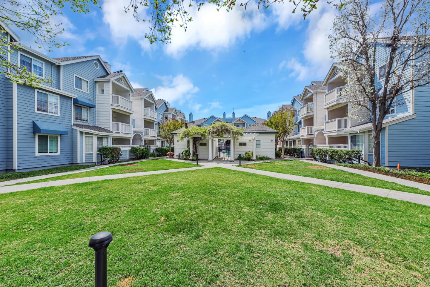 Detail Gallery Image 29 of 34 For 601 Arcadia Ter #205,  Sunnyvale,  CA 94085 - 2 Beds | 2 Baths