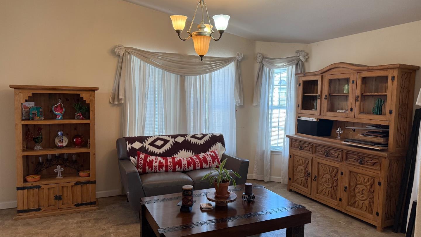 Detail Gallery Image 10 of 12 For 1085 Tasman Dr #483,  Sunnyvale,  CA 94089 - 3 Beds | 2 Baths