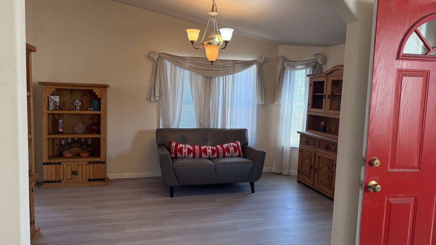 Detail Gallery Image 13 of 20 For 1085 Tasman Dr #483,  Sunnyvale,  CA 94089 - 3 Beds | 2 Baths