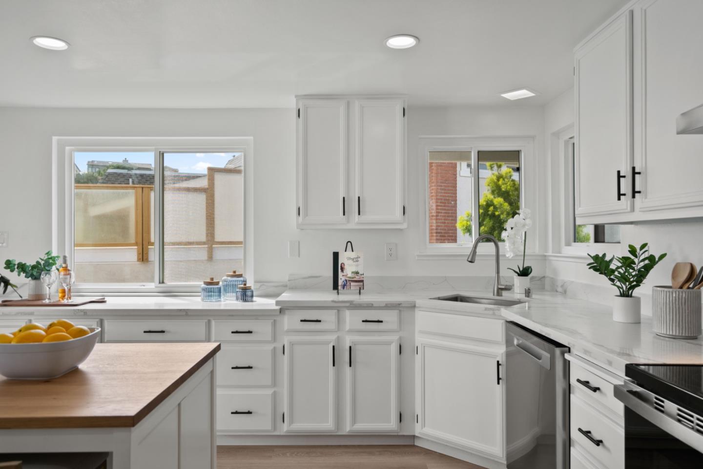 Detail Gallery Image 17 of 50 For 2617 Hastings Dr, Belmont,  CA 94002 - 3 Beds | 2 Baths
