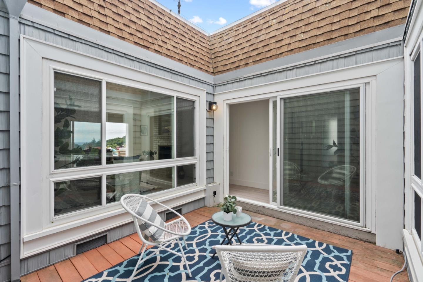 Detail Gallery Image 47 of 50 For 2617 Hastings Dr, Belmont,  CA 94002 - 3 Beds | 2 Baths