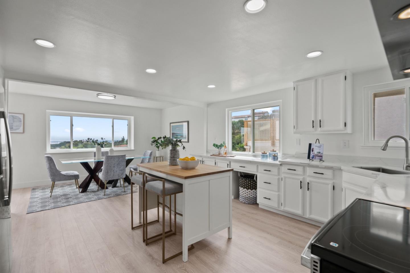 Detail Gallery Image 5 of 50 For 2617 Hastings Dr, Belmont,  CA 94002 - 3 Beds | 2 Baths
