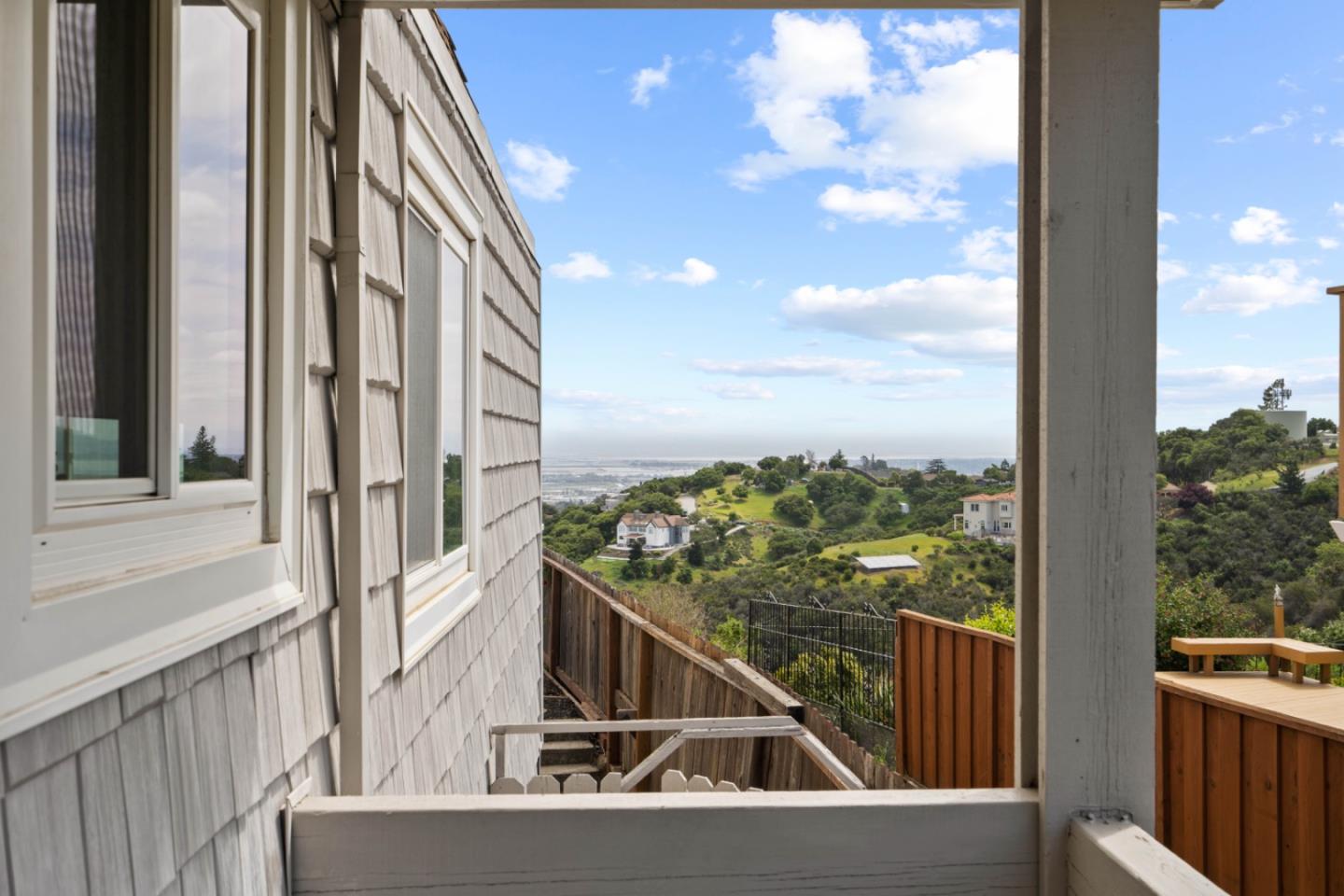 Detail Gallery Image 7 of 50 For 2617 Hastings Dr, Belmont,  CA 94002 - 3 Beds | 2 Baths